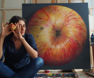 estonia 100, Paintings of apples by Kamille Saabre